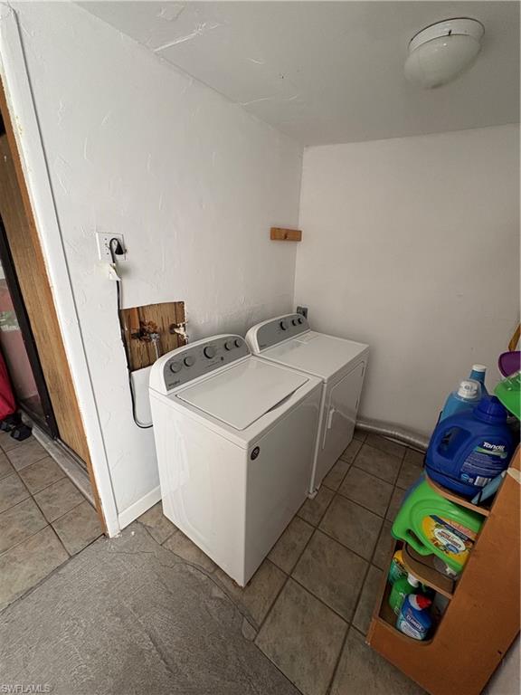 SAN CARLOS PARK - Residential Income