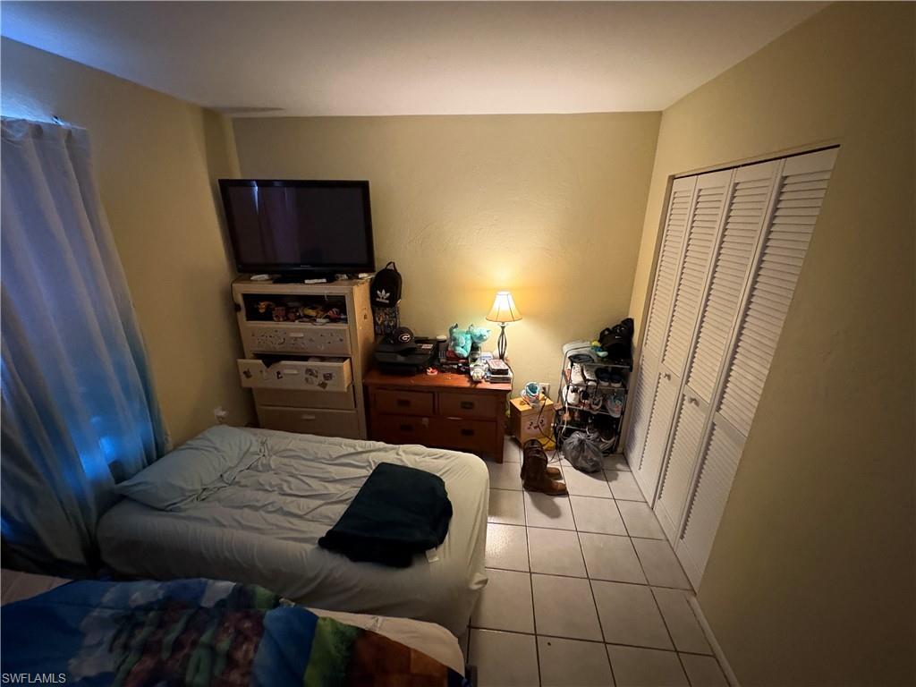 SAN CARLOS PARK - Residential Income