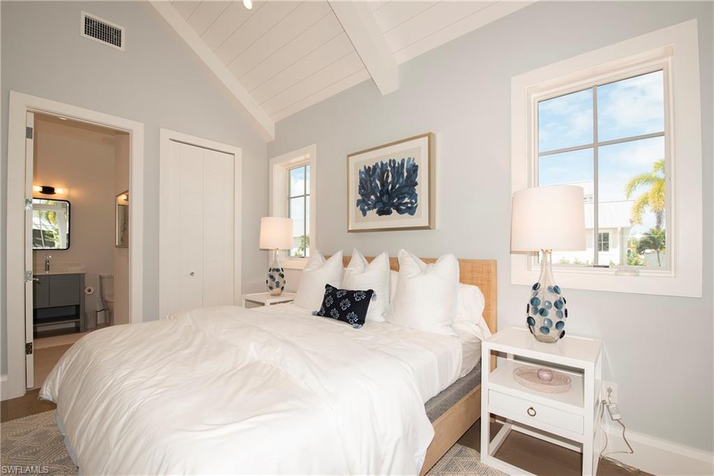 MANGROVE BAY - Residential