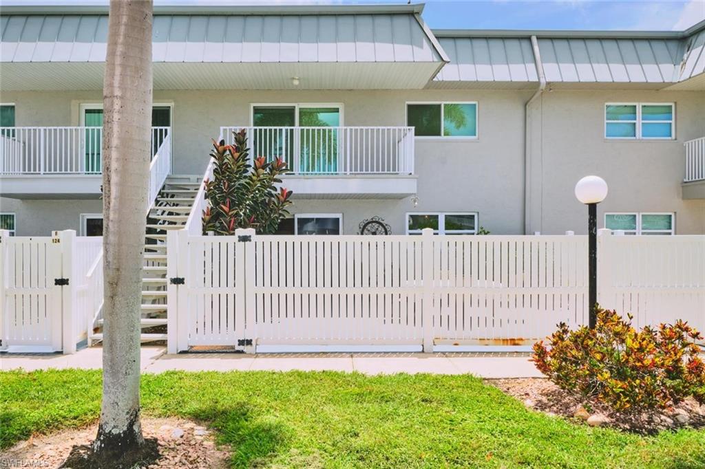 REGENCY CONDO - Residential