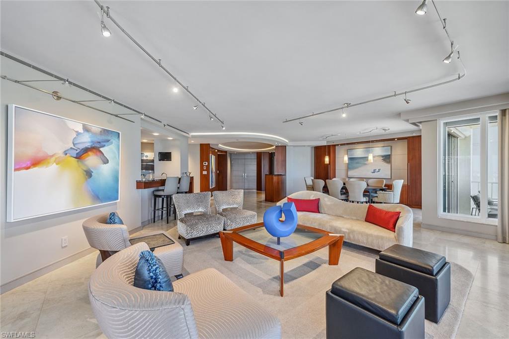 CONTESSA AT BAY COLONY - Residential