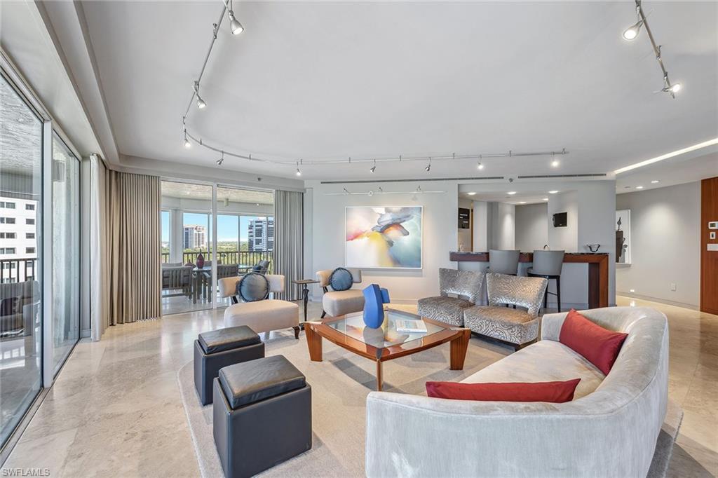 CONTESSA AT BAY COLONY - Residential