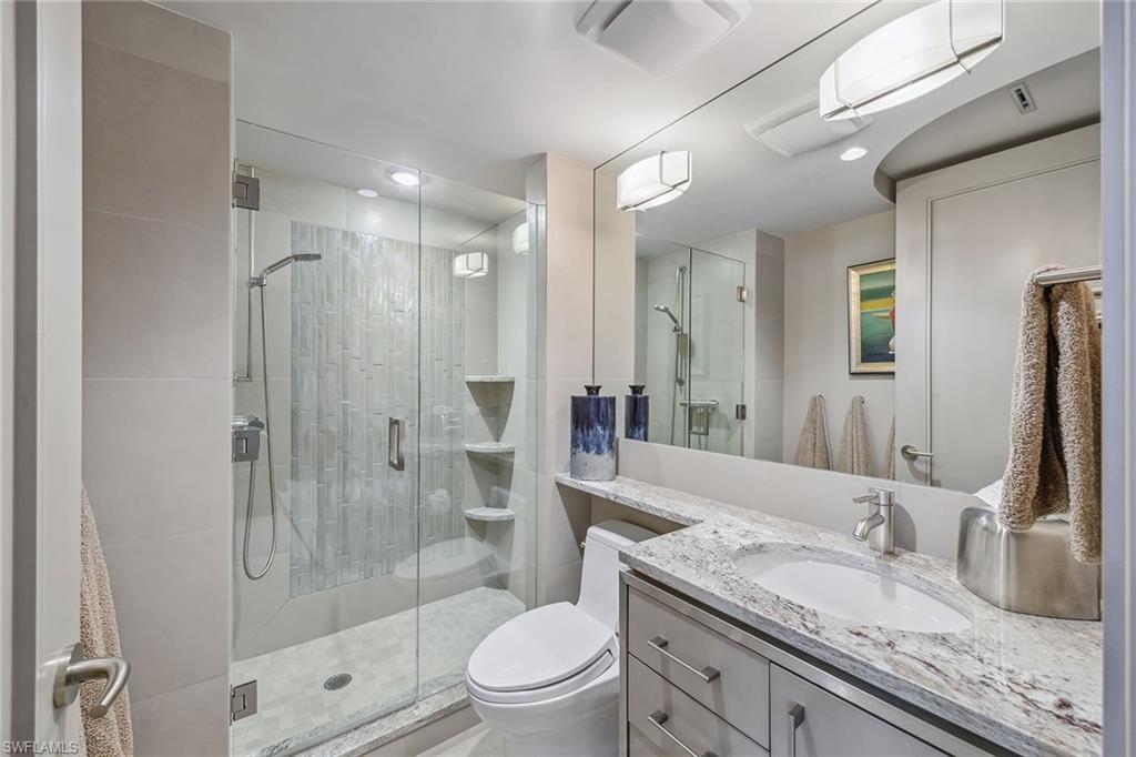 CONTESSA AT BAY COLONY - Residential