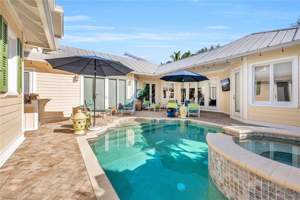 OLDE NAPLES - Residential