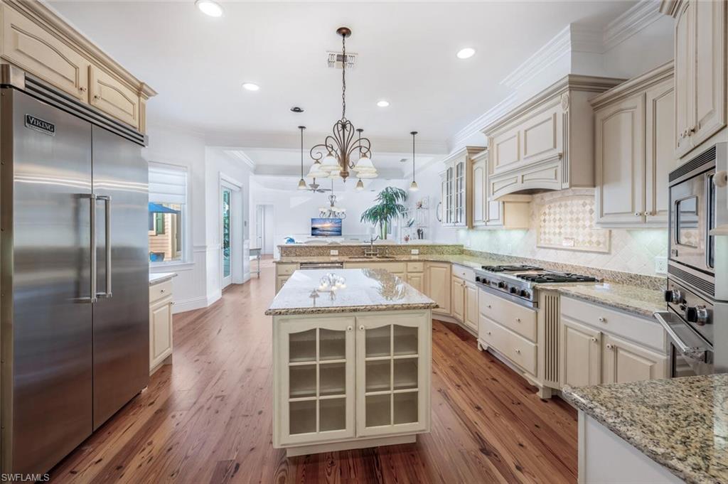 OLDE NAPLES - Residential