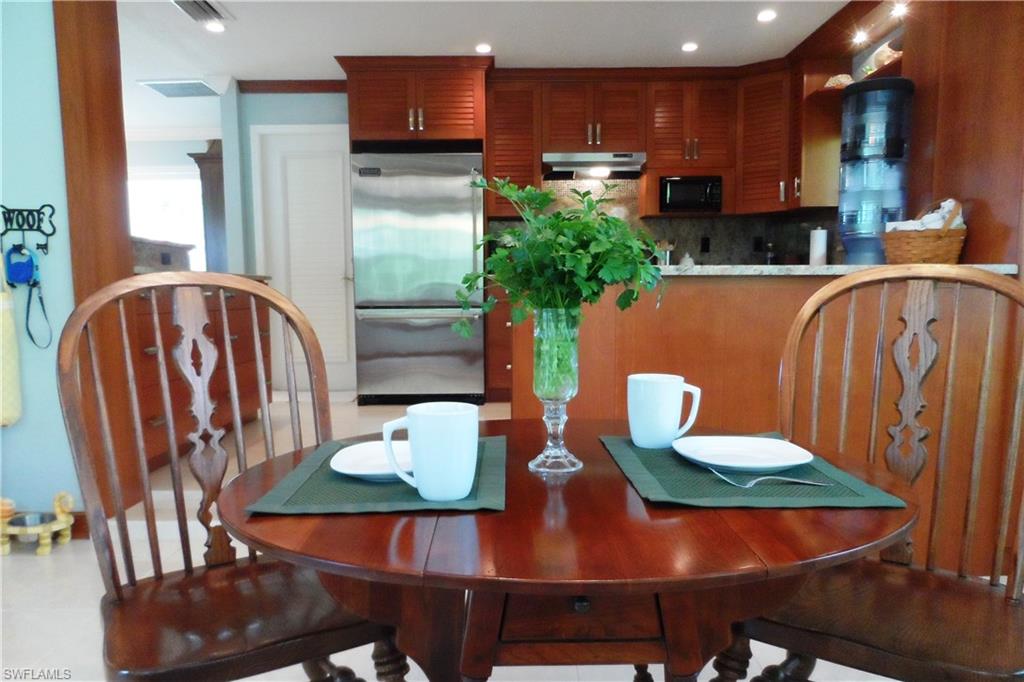 YACHT CLUB - Residential