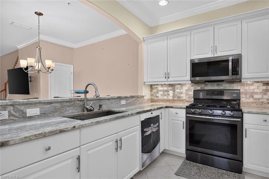 COTTONWOOD BEND - Residential Lease