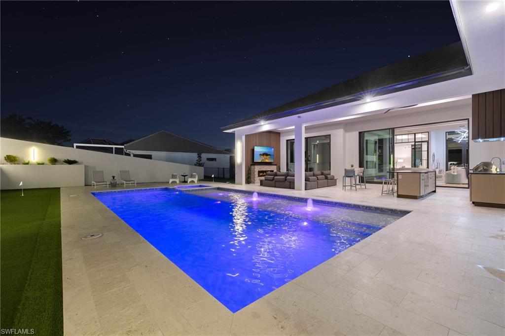 ESTATES - Residential