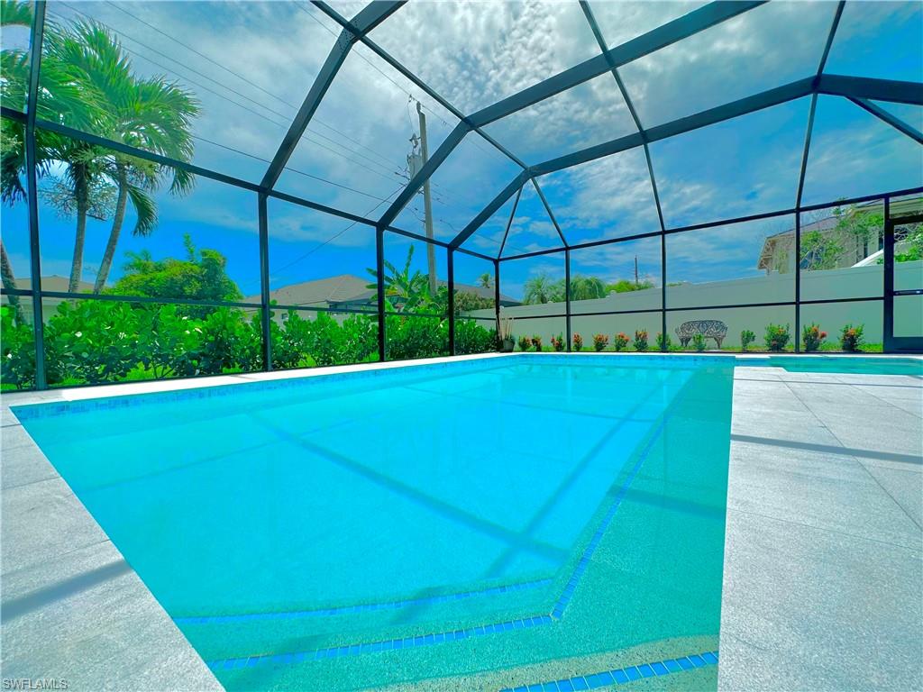 NAPLES PARK - Residential