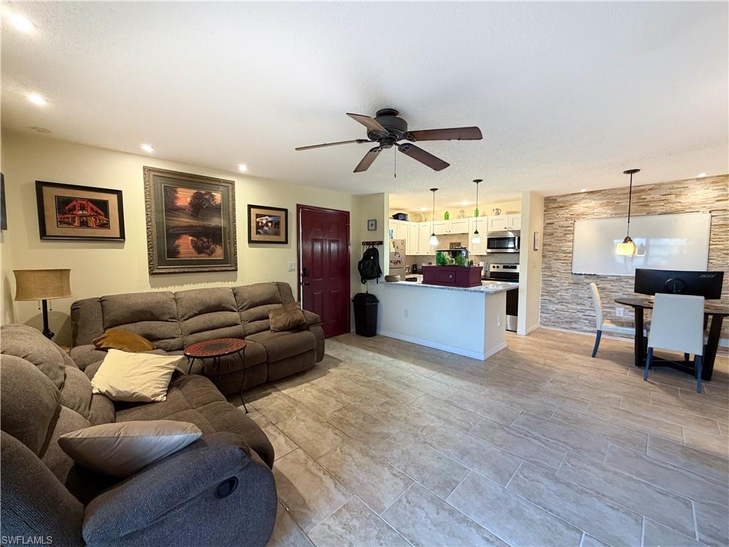 ARBOR LAKES CONDO - Residential