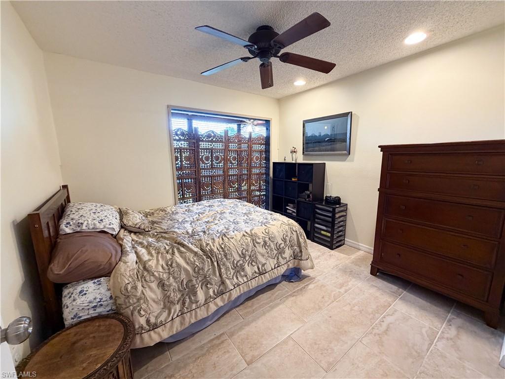 ARBOR LAKES CONDO - Residential