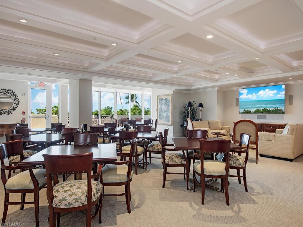 CARLYSLE AT BAY COLONY - Residential