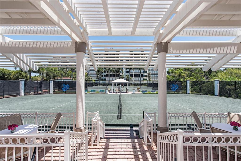 CARLYSLE AT BAY COLONY - Residential