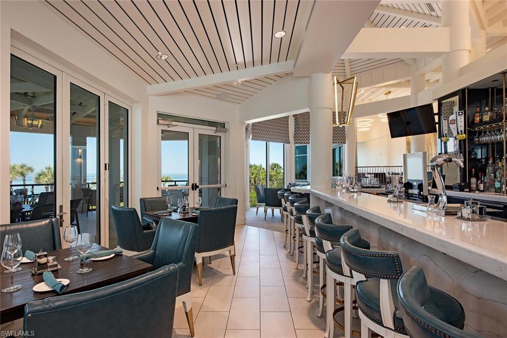 CARLYSLE AT BAY COLONY - Residential