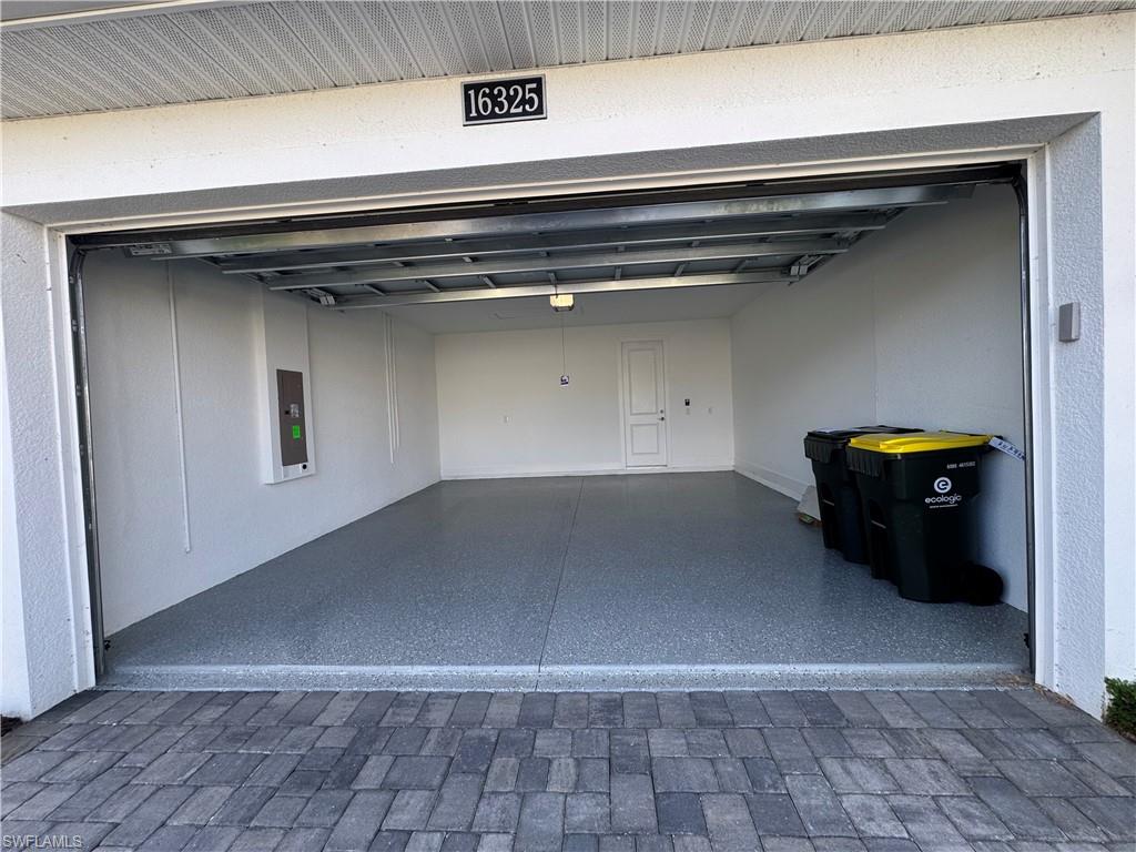 WATERVIEW LANDING - Residential