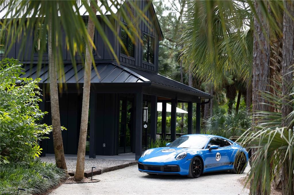 GOLDEN GATE ESTATES - Residential