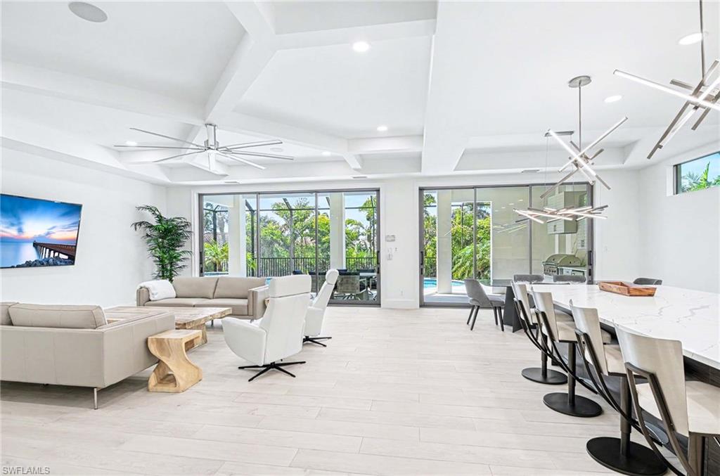 HIDEAWAY BEACH - Residential