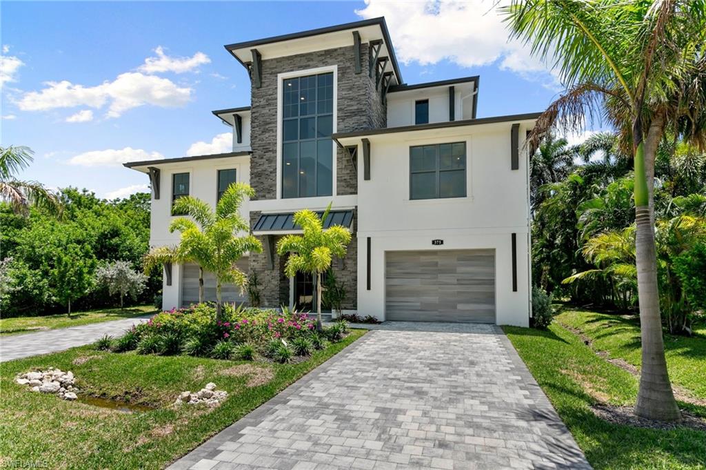 HIDEAWAY BEACH - Residential