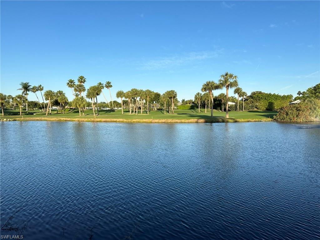 MOORINGS - Residential