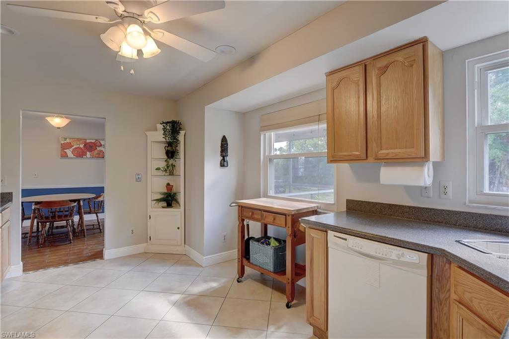SAN CARLOS PARK - Residential