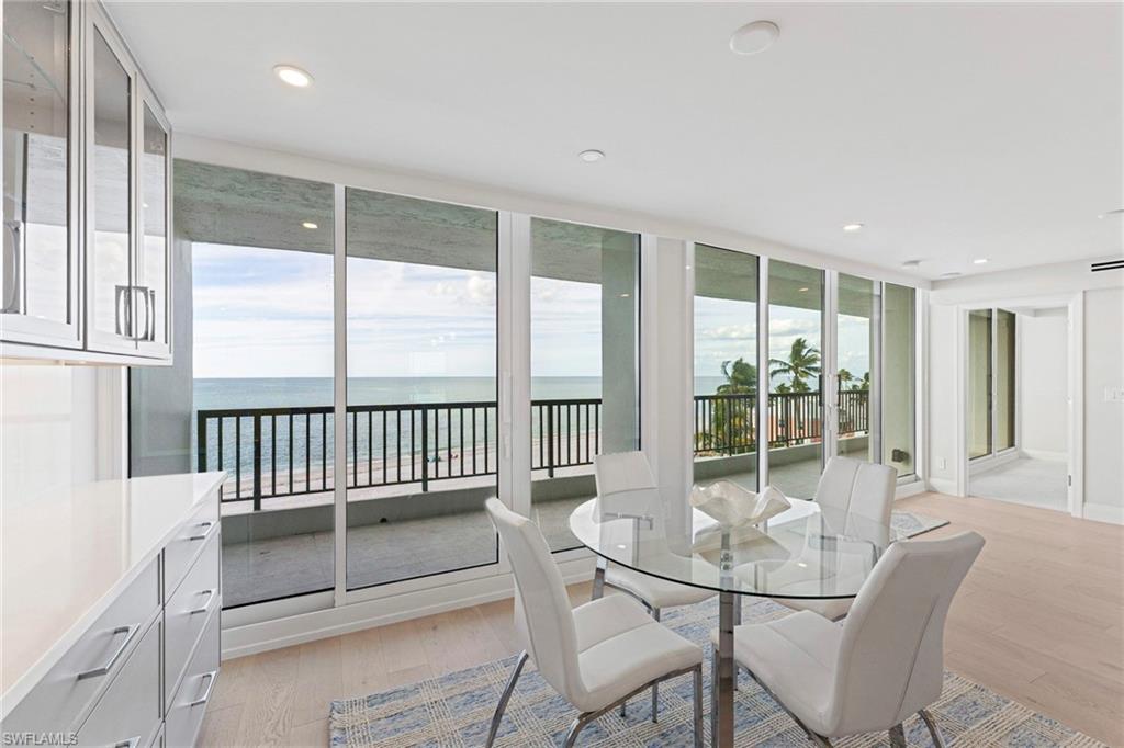 ADMIRALTY POINT - Residential