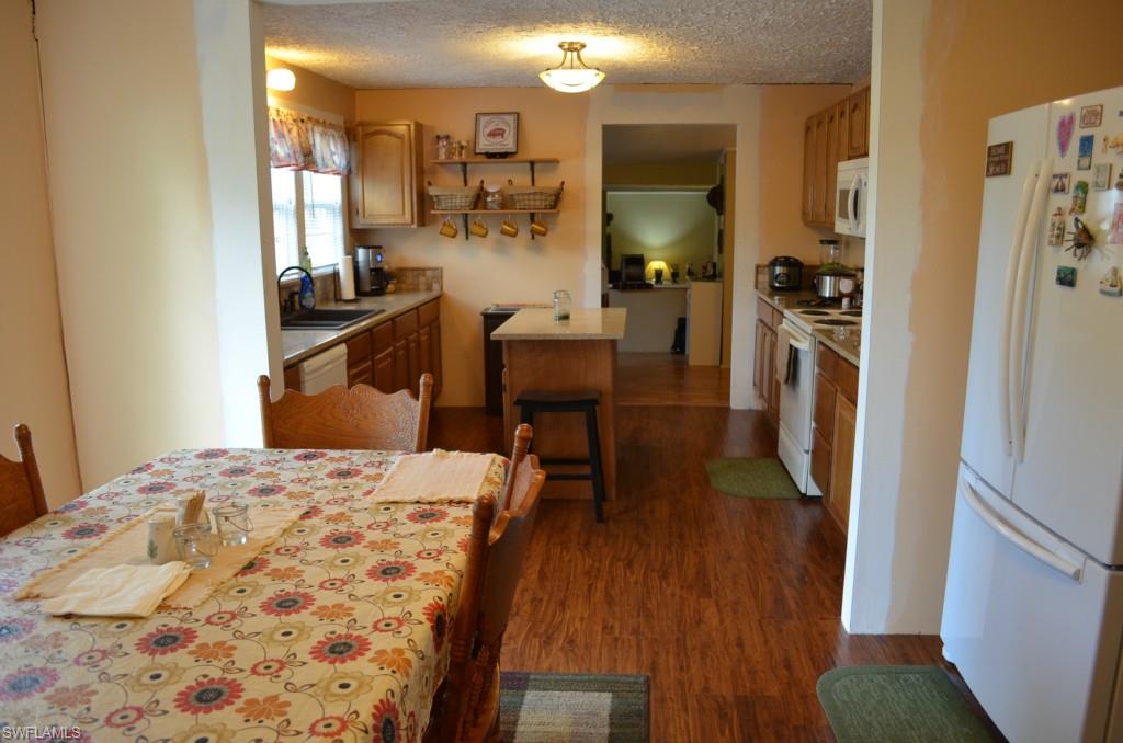 LOVEJOY PARK - Residential