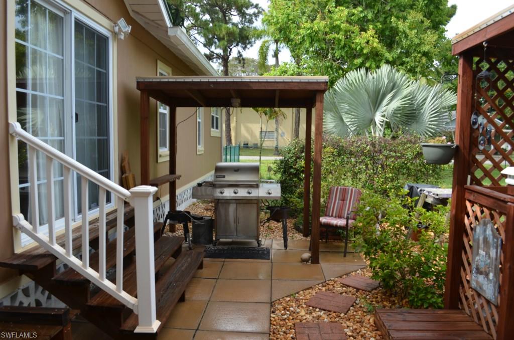 LOVEJOY PARK - Residential