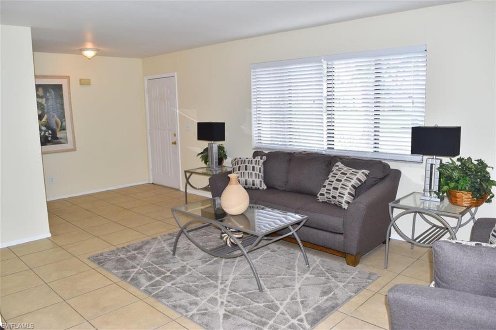 SAN CARLOS PARK - Residential