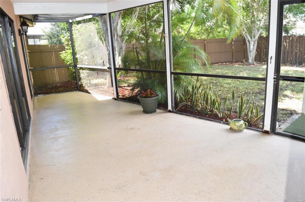 SAN CARLOS PARK - Residential