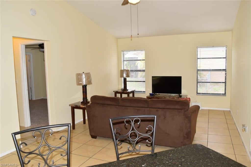 SAN CARLOS PARK - Residential