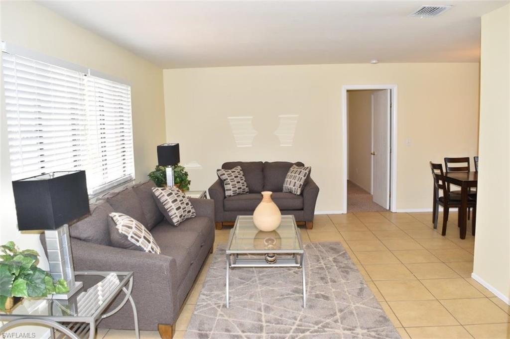 SAN CARLOS PARK - Residential
