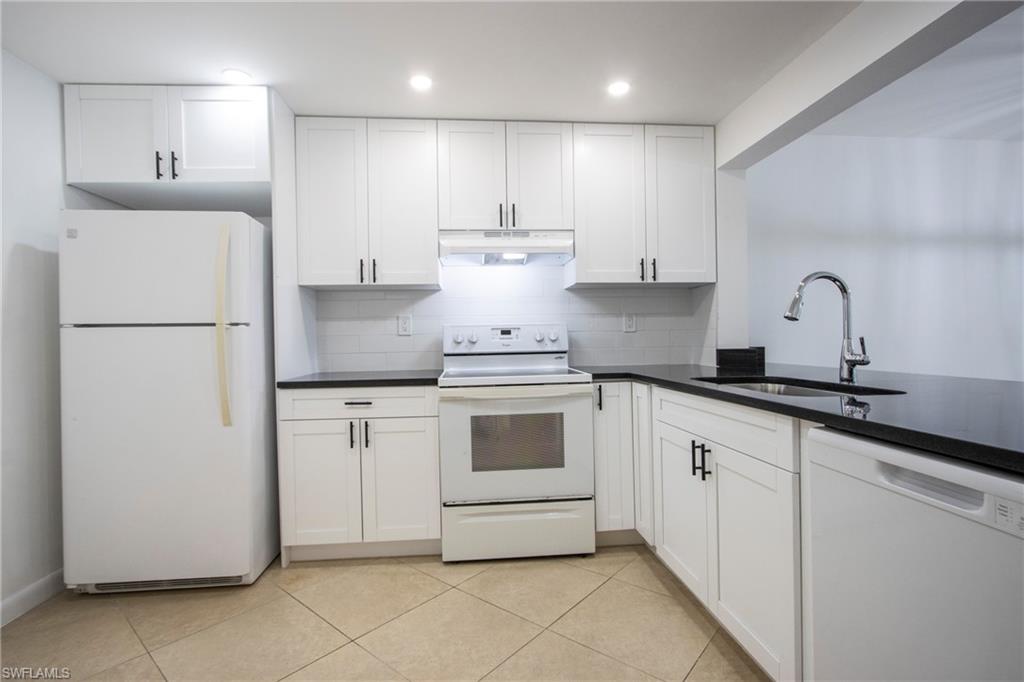 FOREST LAKES - Residential Lease