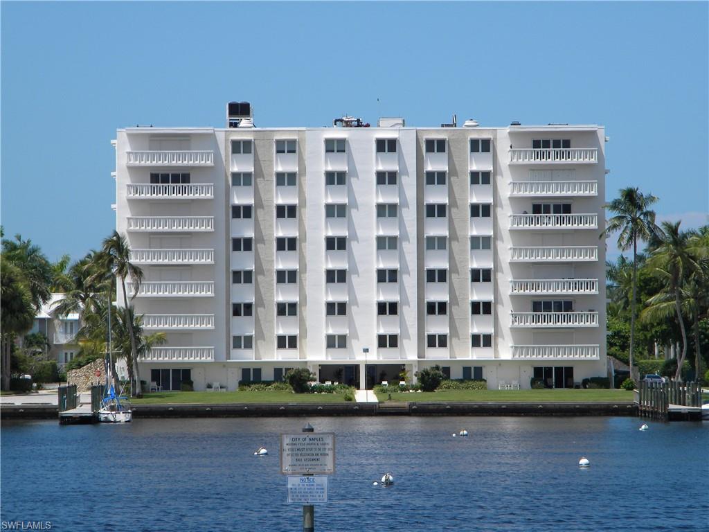 BAY TERRACE - Residential