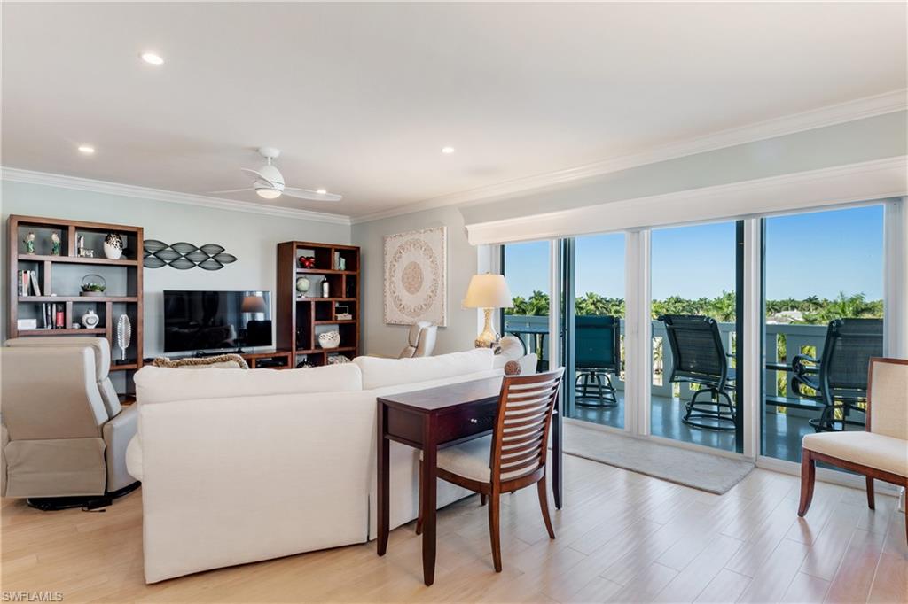 BAY TERRACE - Residential