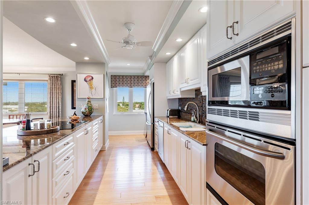 BAY TERRACE - Residential