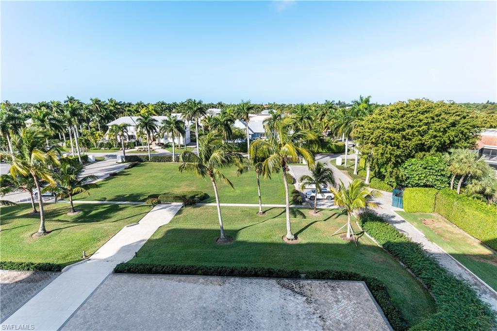 BAY TERRACE - Residential