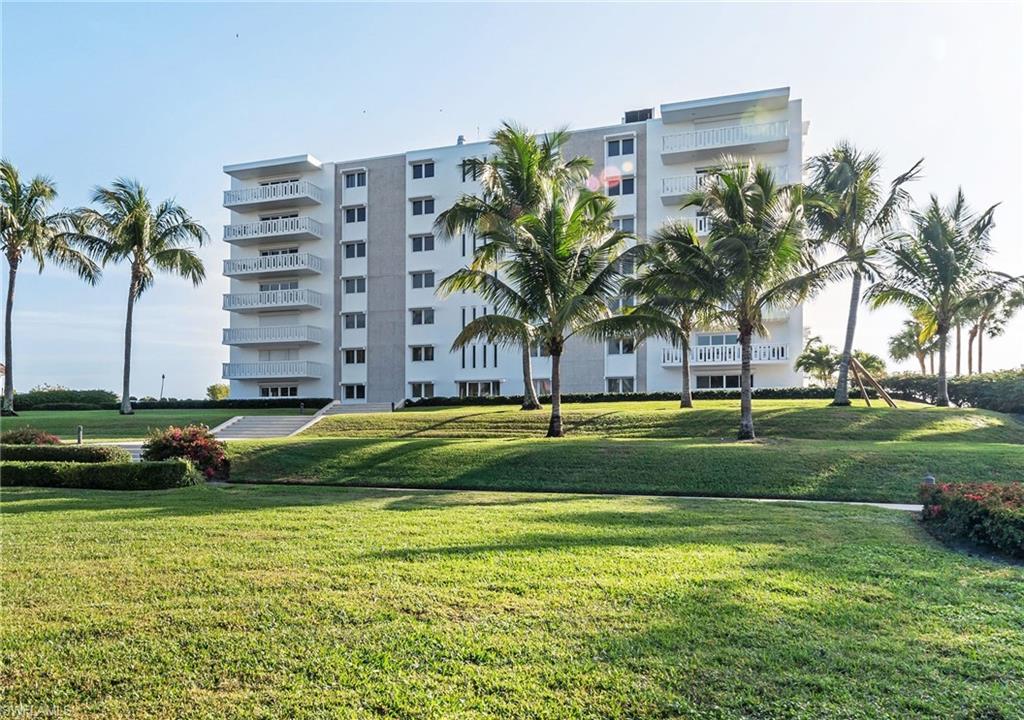 BAY TERRACE - Residential