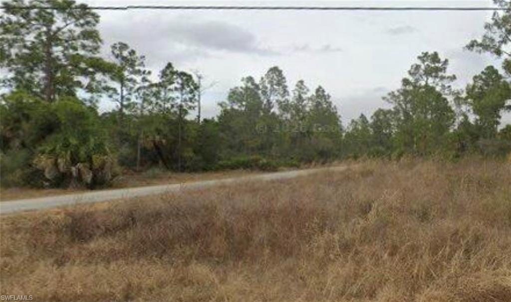This vacant lot is the perfect opportunity to build your new home, it won't last long.