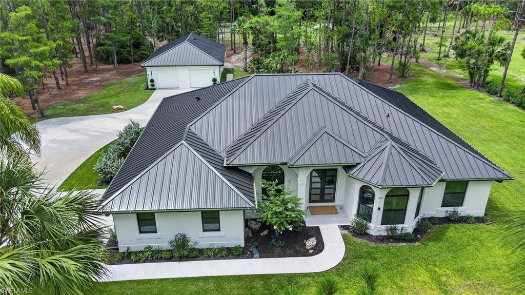 GOLDEN GATE ESTATES - Residential