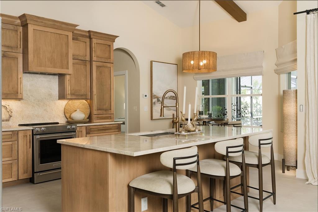 GOLDEN GATE ESTATES - Residential