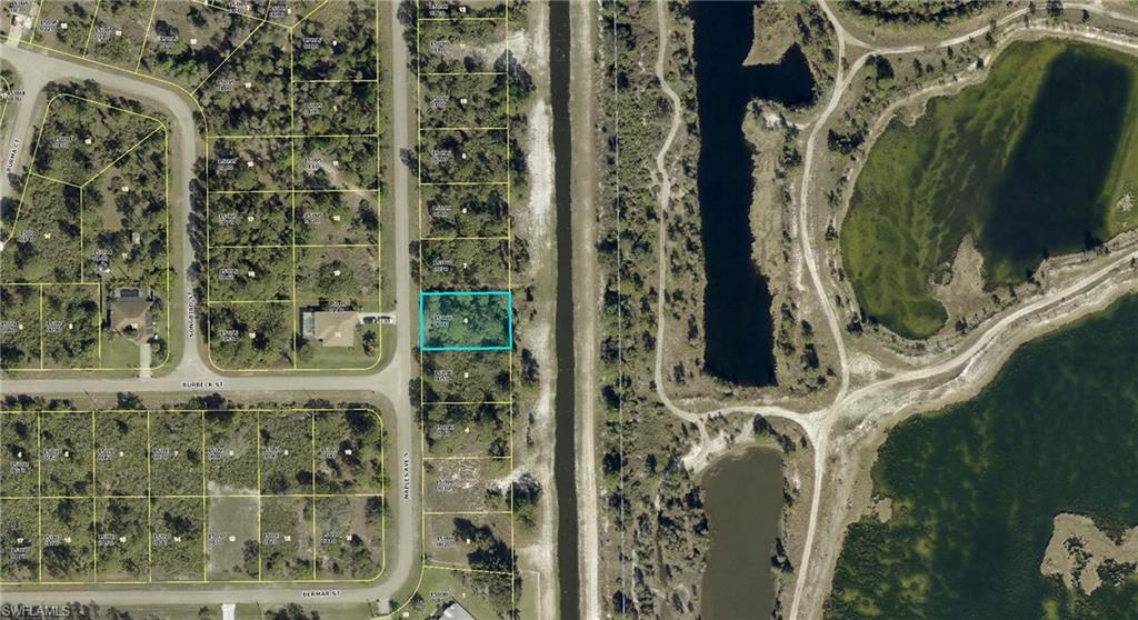 LEHIGH ACRES - Land