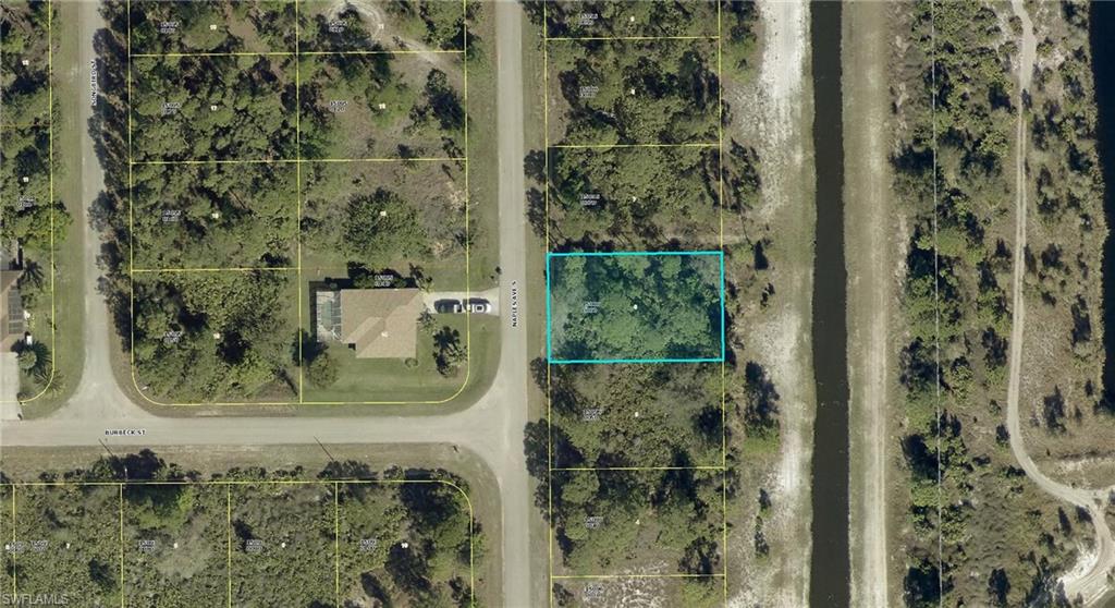 LEHIGH ACRES - Land