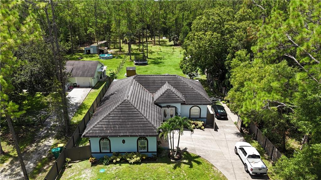 GOLDEN GATE ESTATES - Residential