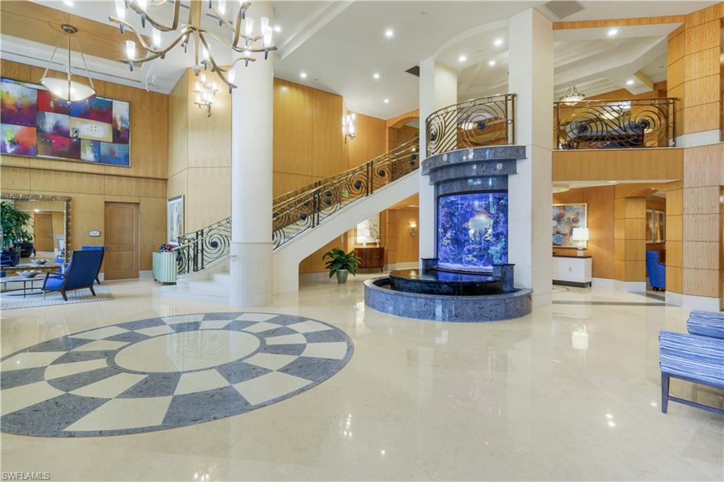 SEASONS AT NAPLES CAY - Residential
