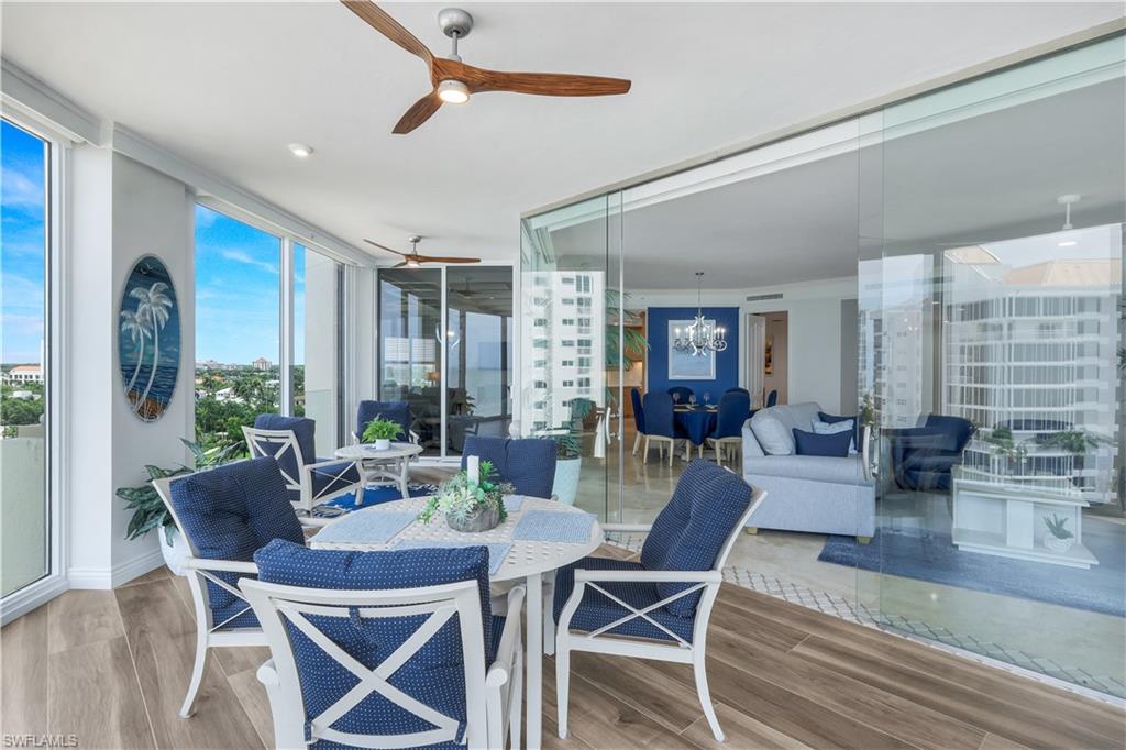 SEASONS AT NAPLES CAY - Residential