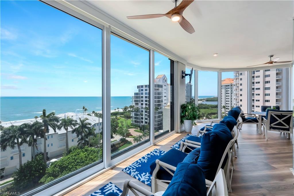 SEASONS AT NAPLES CAY - Residential