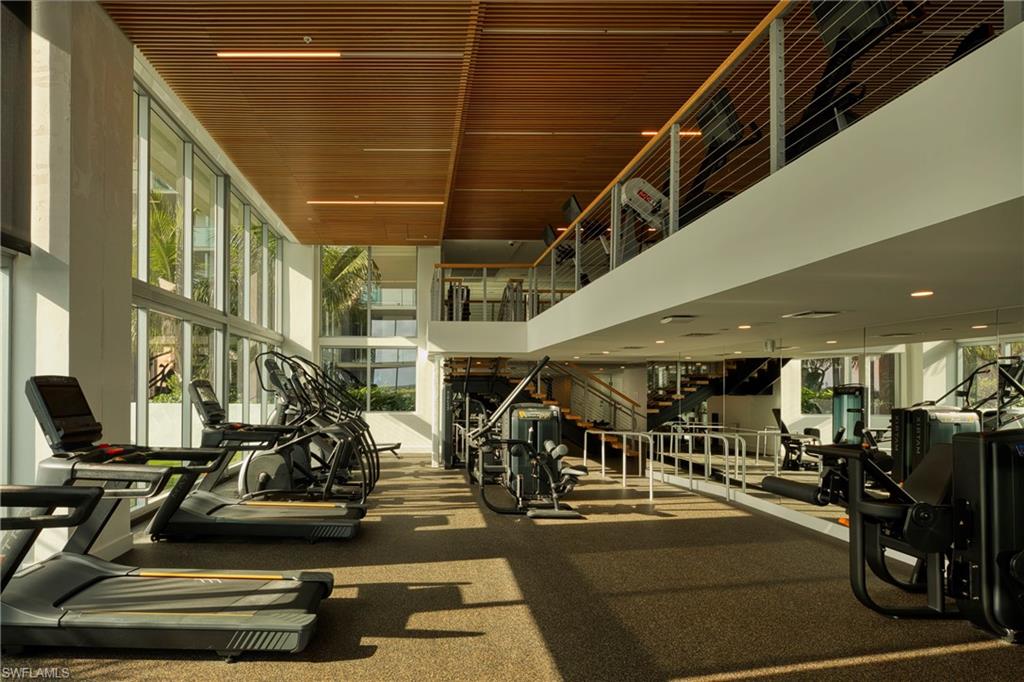 ASCENT AT METROPOLITAN NAPLES - Residential Lease
