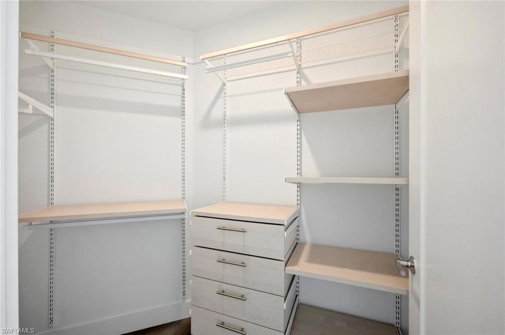 ASCENT AT METROPOLITAN NAPLES - Residential Lease