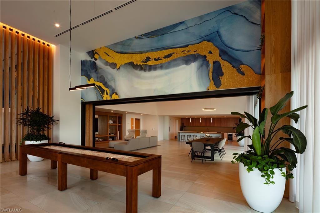 ASCENT AT METROPOLITAN NAPLES - Residential Lease