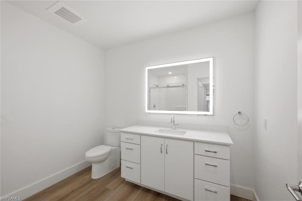 ASCENT AT METROPOLITAN NAPLES - Residential Lease